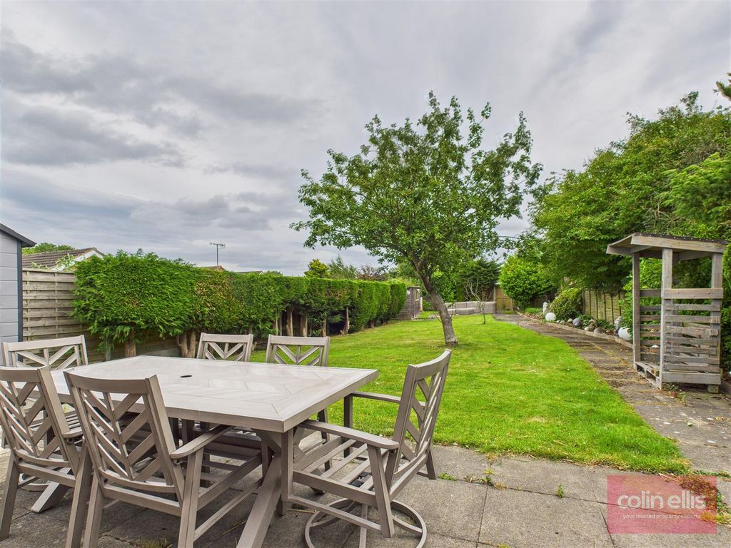 Property photo 3 of 21 Cam05075G0-Pr0154-Still017.Jpg