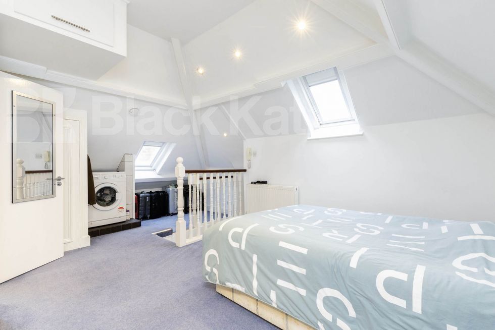 Property photo 1 of 3