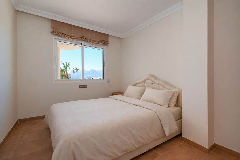 Property photo 3 of 40 Image25