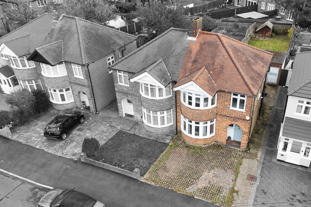 Property photo 1 of 22