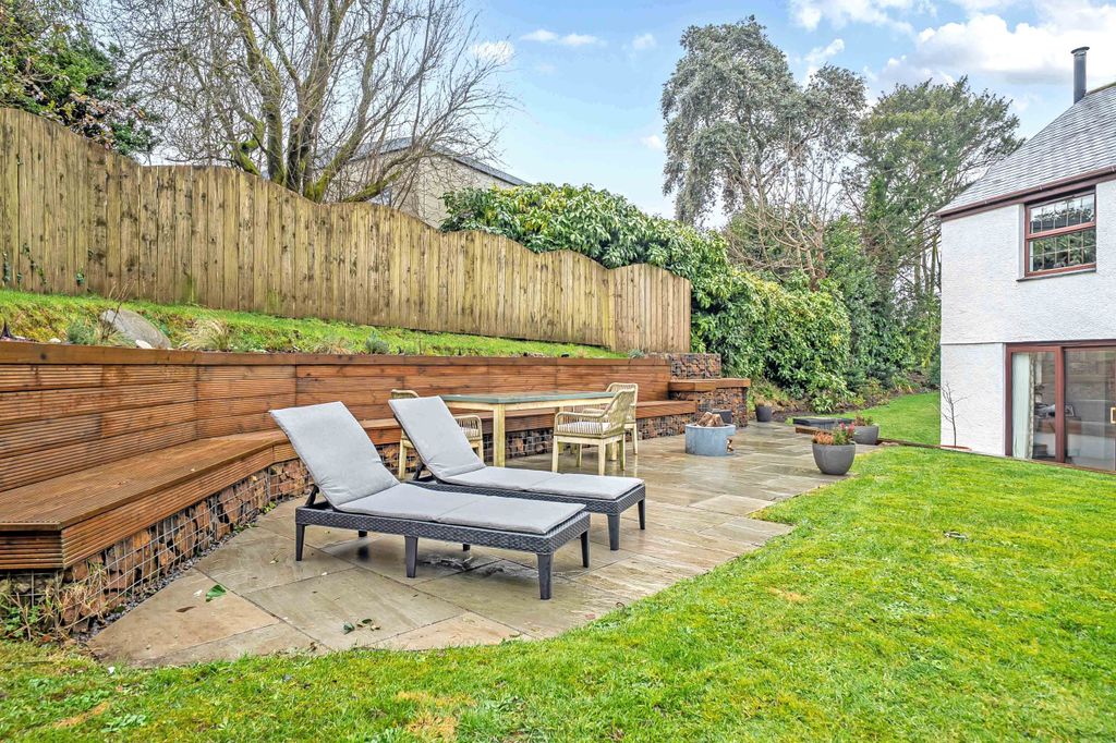 Property photo 2 of 18 Photo 2