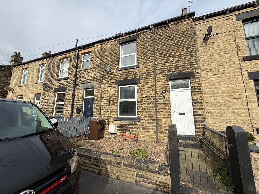 Property photo 1 of 8 Photo 2