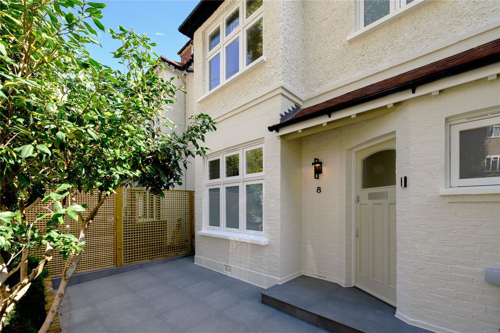 Property photo 2 of 19 Picture No. 58