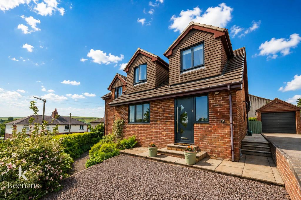 Property photo 1 of 60 Alden External2.Jpg