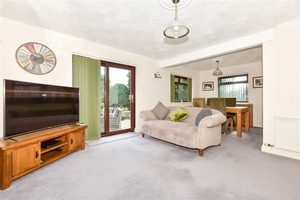 Property photo 3 of 14 Lounge/ Diner