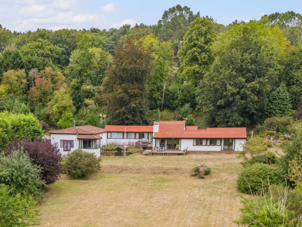Property photo 1 of 25