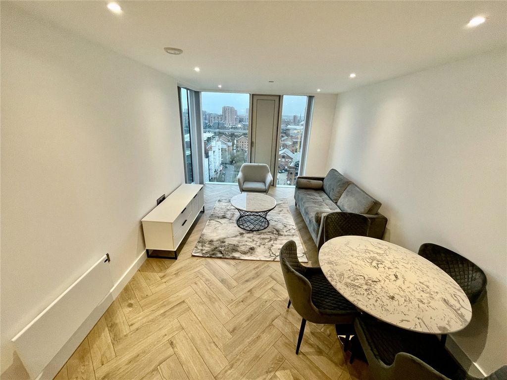 Property photo 3 of 19 Living Room