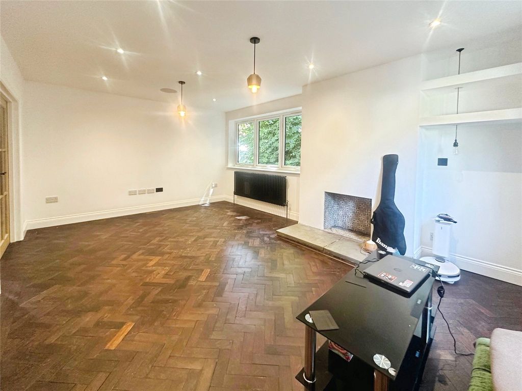 Property photo 2 of 18 Picture No. 06
