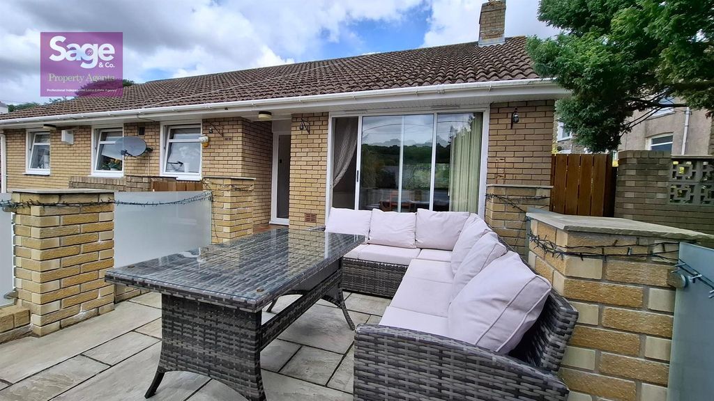 Property photo 1 of 37