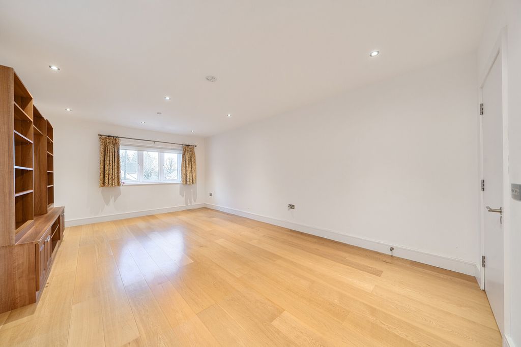 Property photo 2 of 21 1401552-21-696F59...