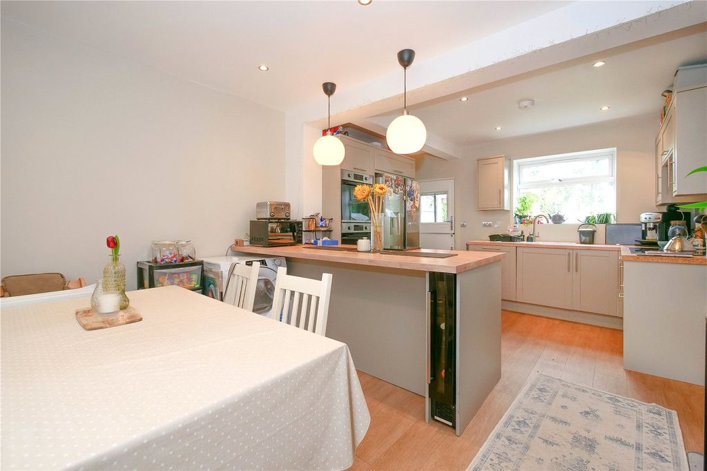 Property photo 3 of 12 Picture No. 09