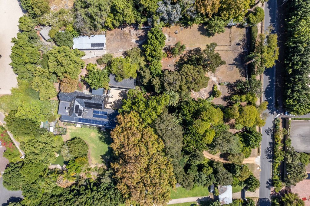 Property photo 3 of 53 Kw1723389