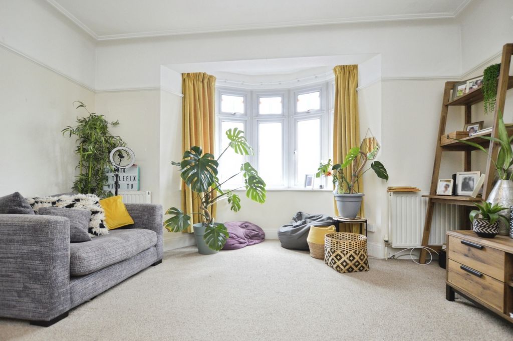 Property photo 2 of 18 Pbox-Img.Jpg