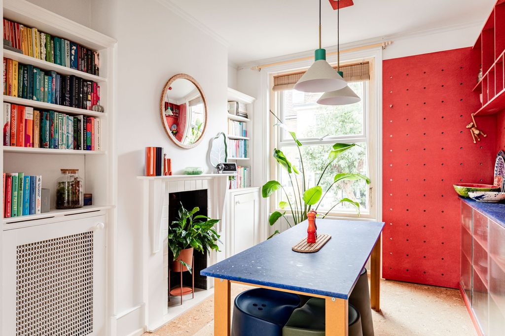 Property photo 2 of 16