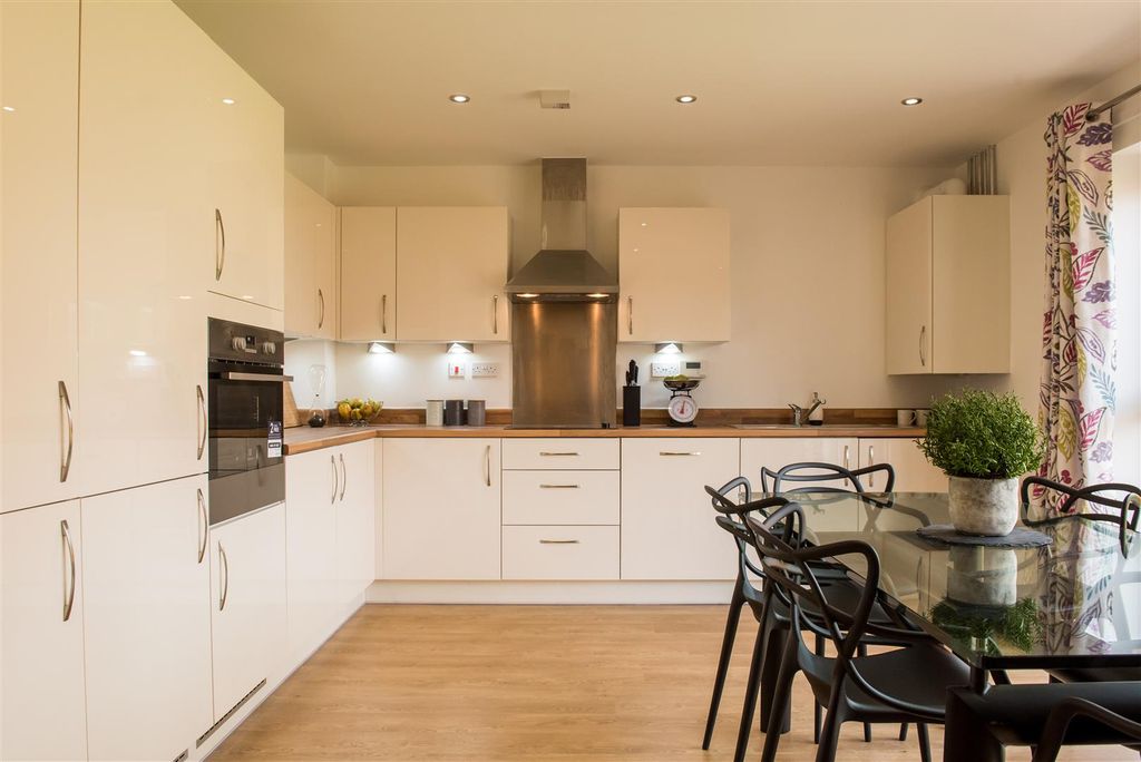 Property photo 2 of 12 Dsp_6169.Jpg