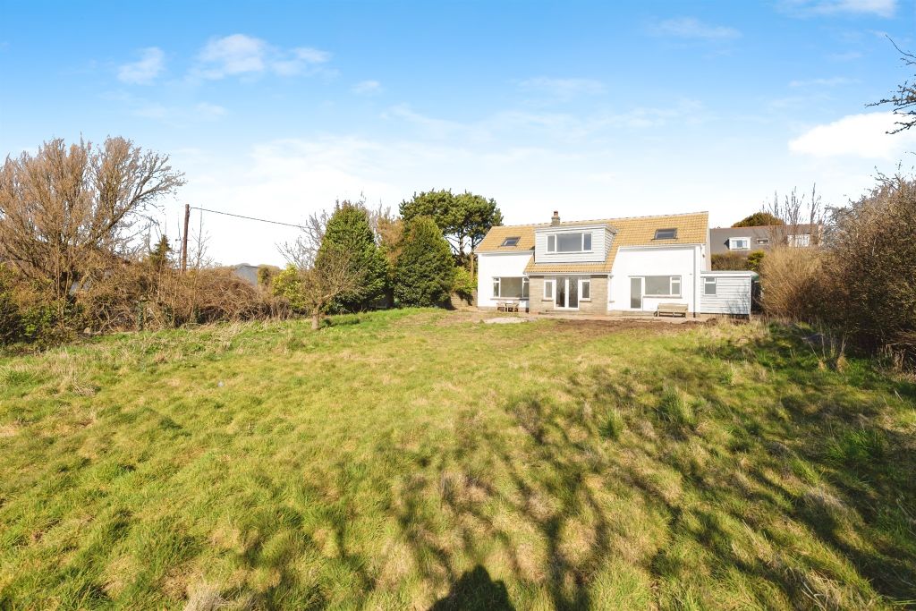 Property photo 1 of 34