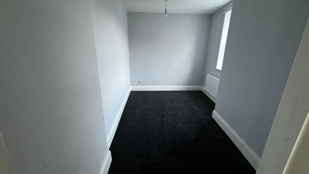 Property photo 3 of 5 Bedroom 2