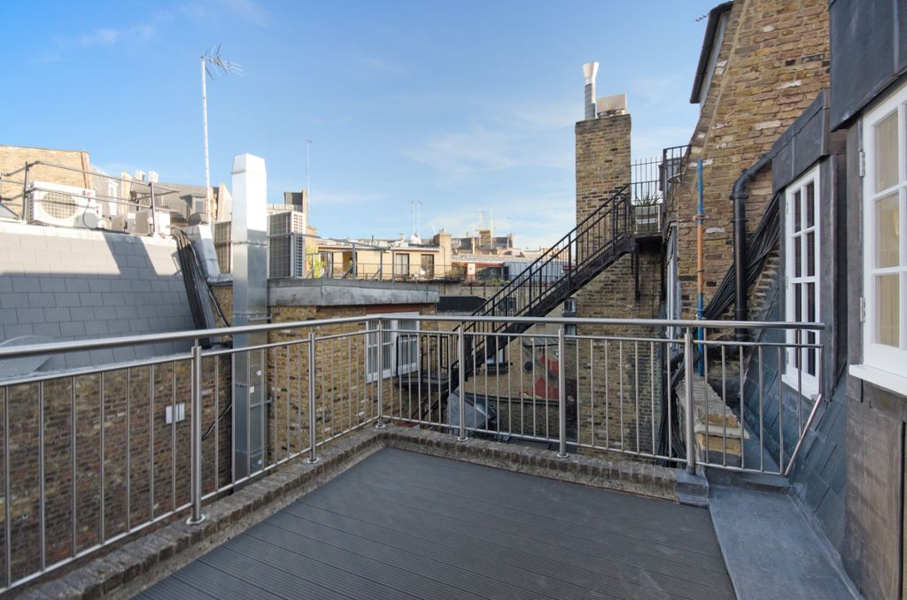 Property photo 3 of 24 980344