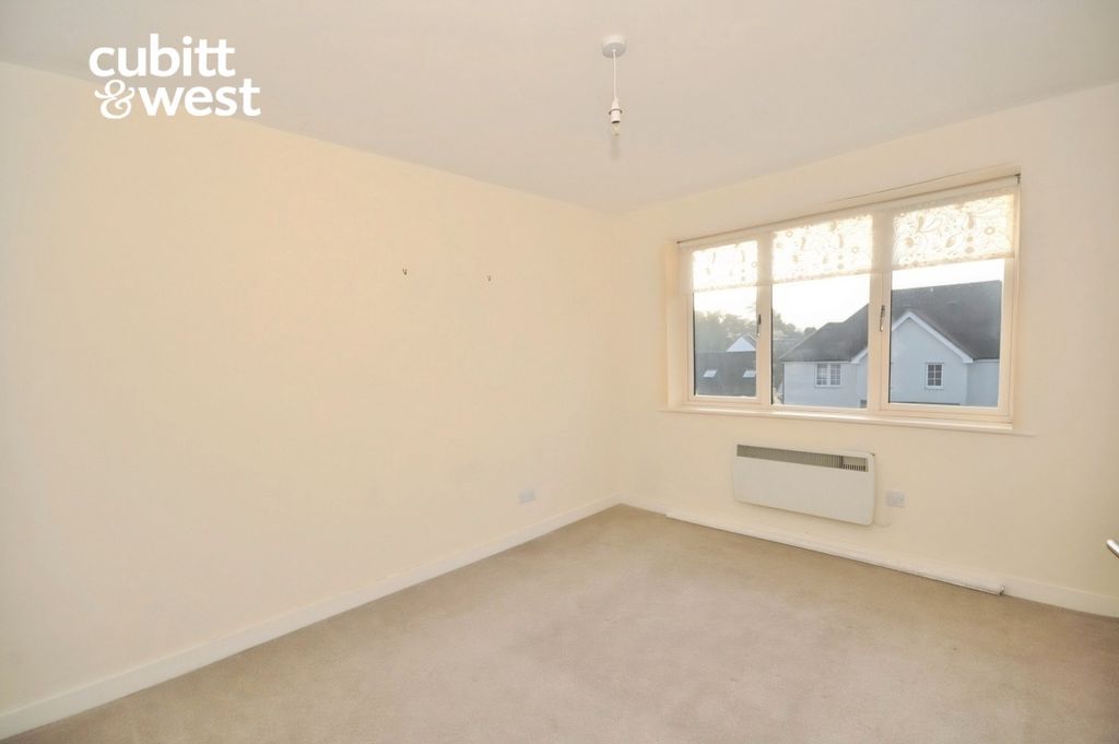Property photo 3 of 9 B694E7Ba-3