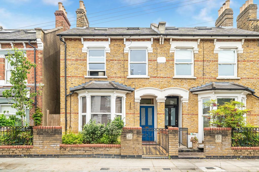 Property photo 1 of 13