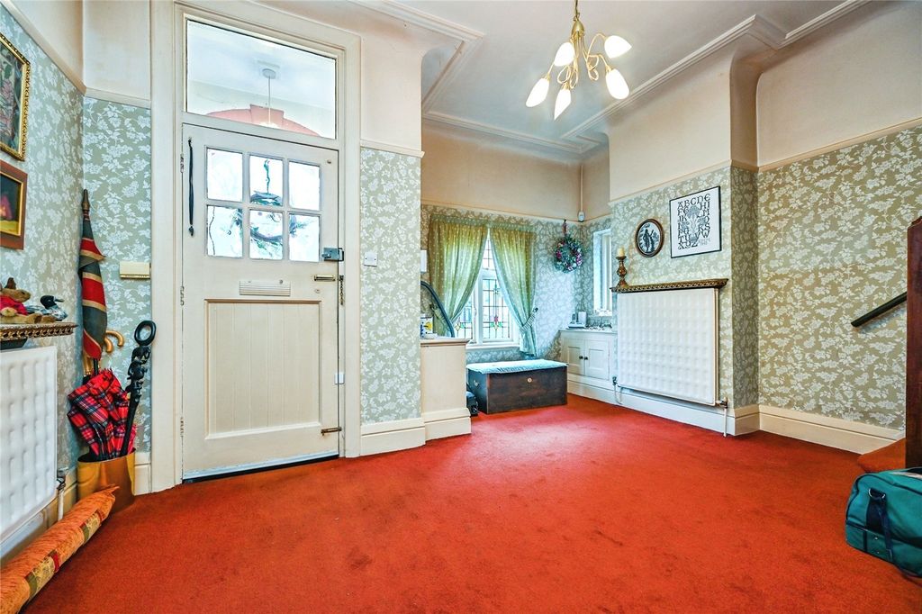 Property photo 2 of 23 Photo