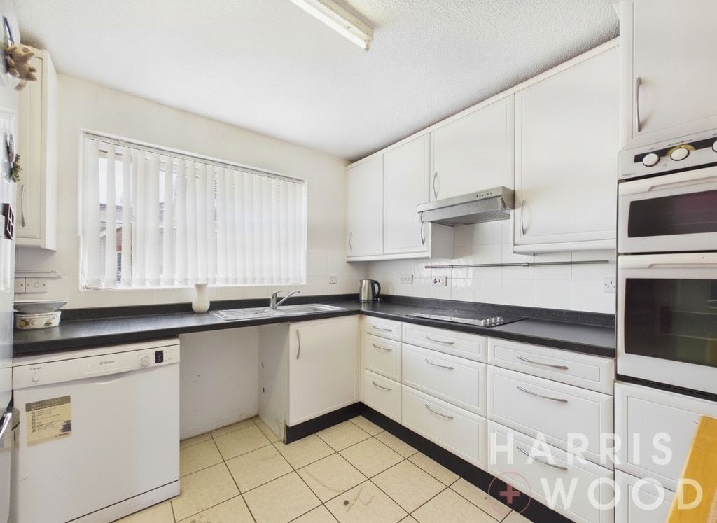 Property photo 3 of 16 5444968