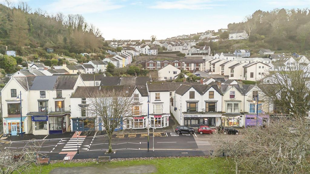 Property photo 1 of 16 12-Dji_20251210160747_0121_D.Jpg