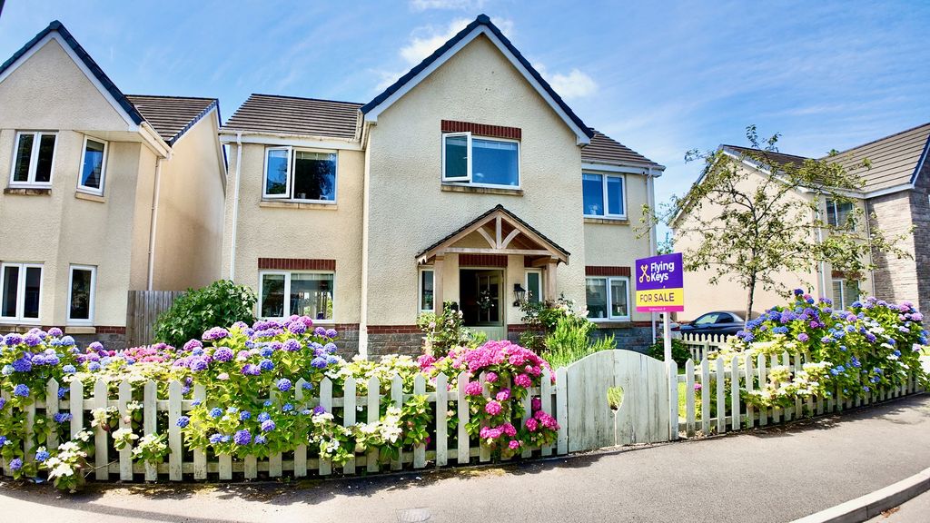 Property photo 1 of 59