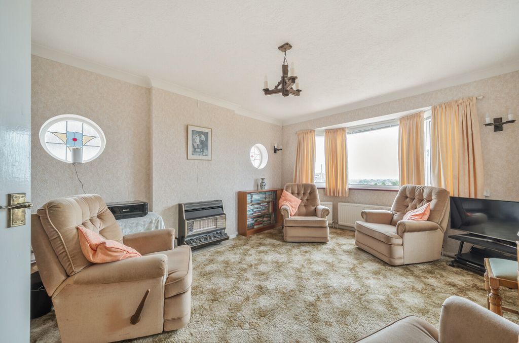 Property photo 2 of 20 1521400-19-6Aad71...