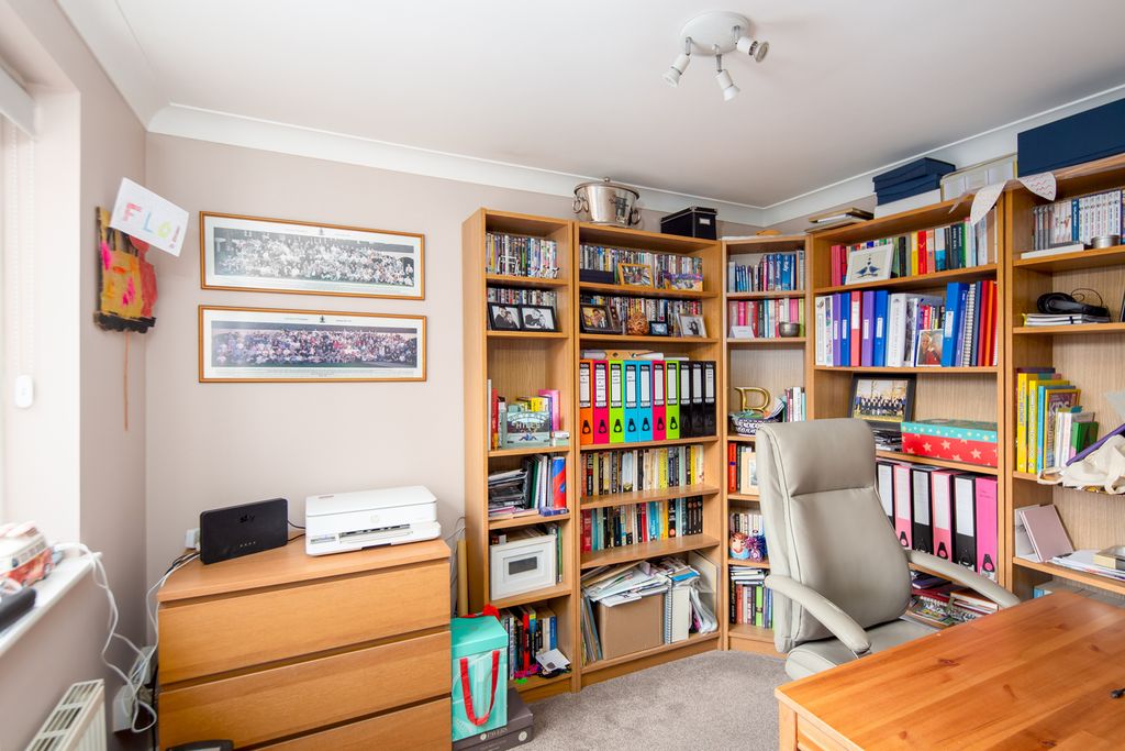 Property photo 3 of 26 Study