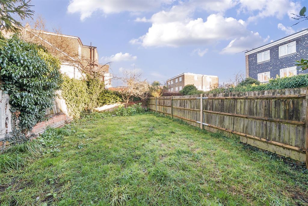 Property photo 3 of 15