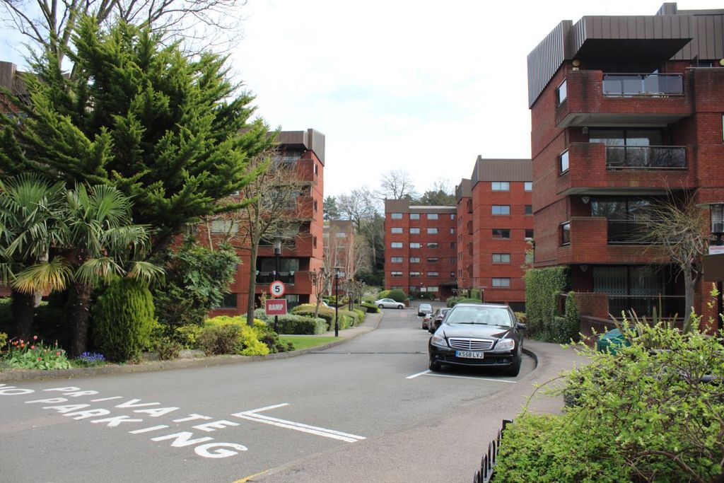 Property photo 1 of 14 Exterior