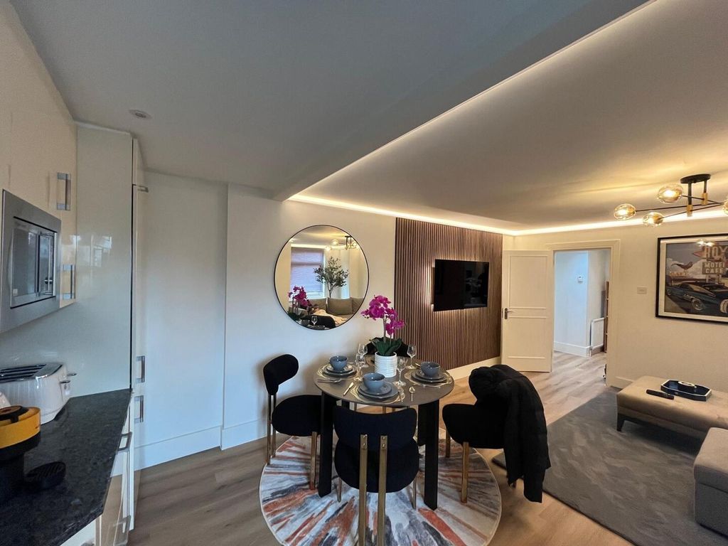 Property photo 3 of 13 Kitchen