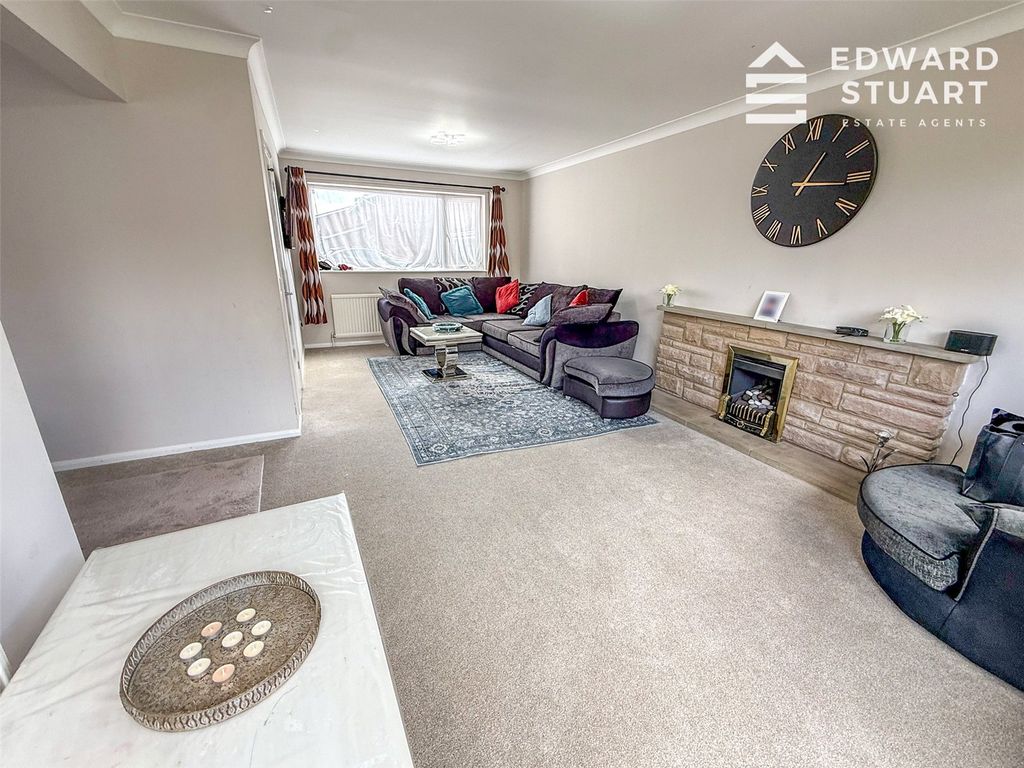 Property photo 3 of 19 Picture No. 07