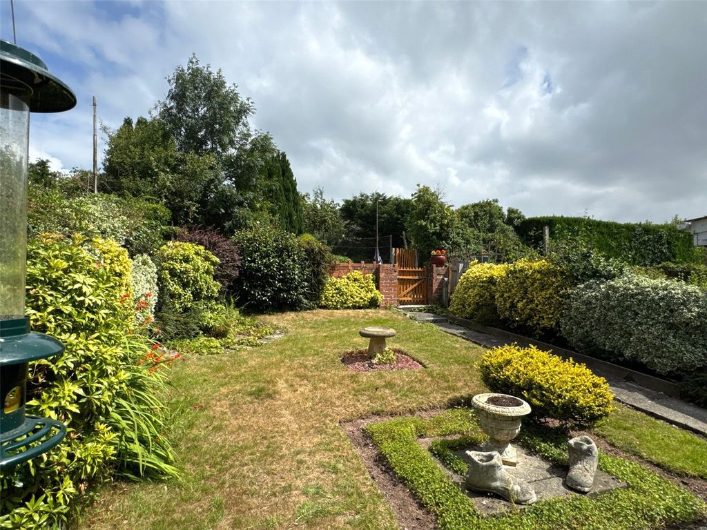Property photo 2 of 16 Picture No. 08
