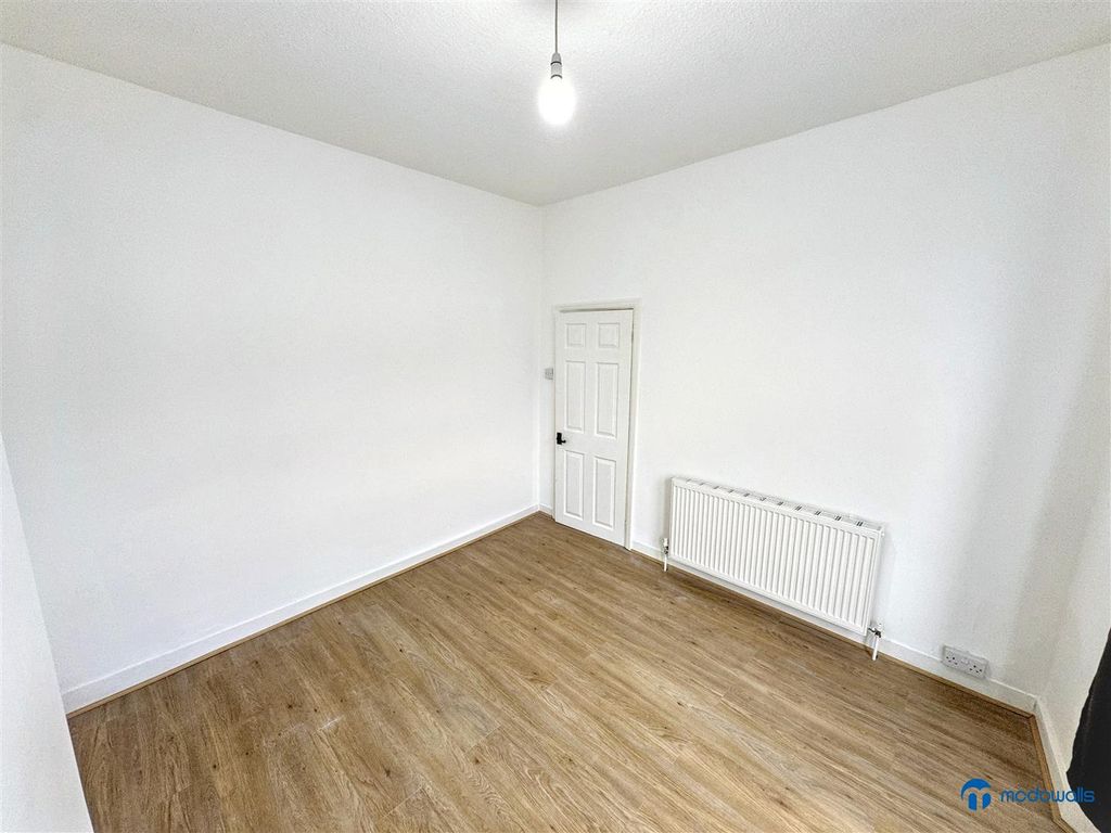 Property photo 3 of 17 Img_4189.Jpg