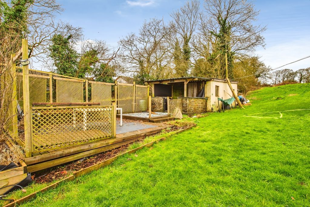 Property photo 2 of 24 Pbox-Img.Jpg