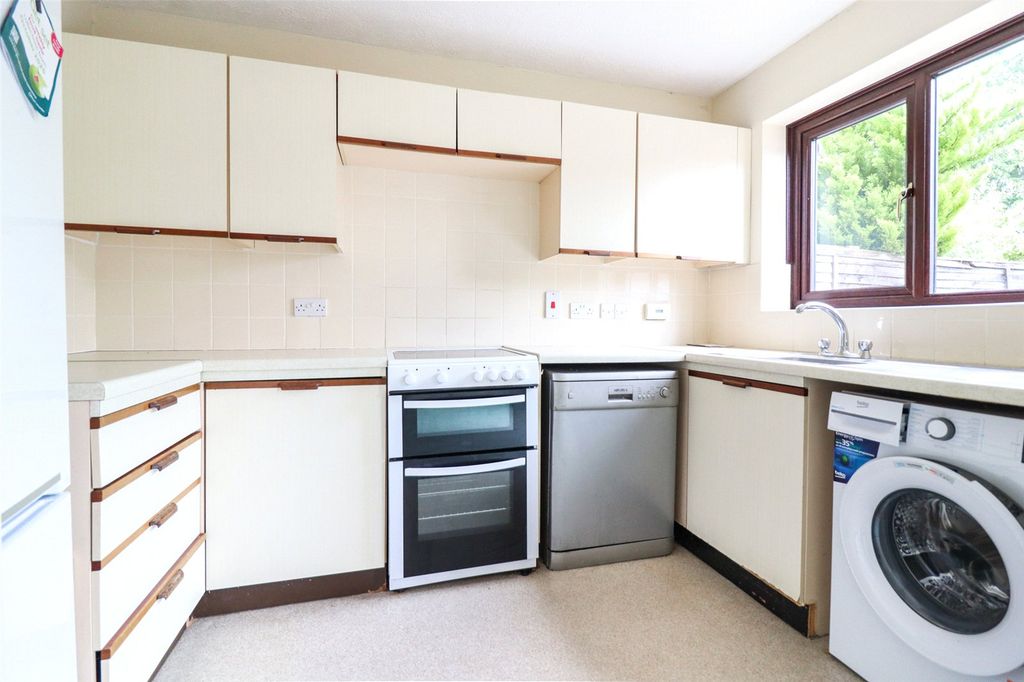 Property photo 3 of 10 Picture No. 05