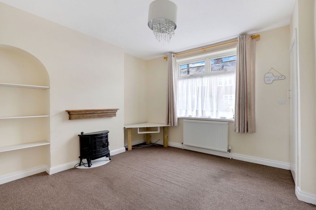 Property photo 2 of 14