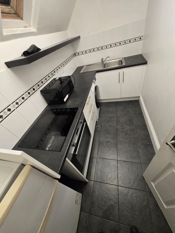 Property photo 3 of 13 Gallery