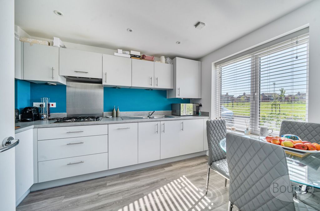 Property photo 3 of 20 9Ec35Fe9-8E74-404...