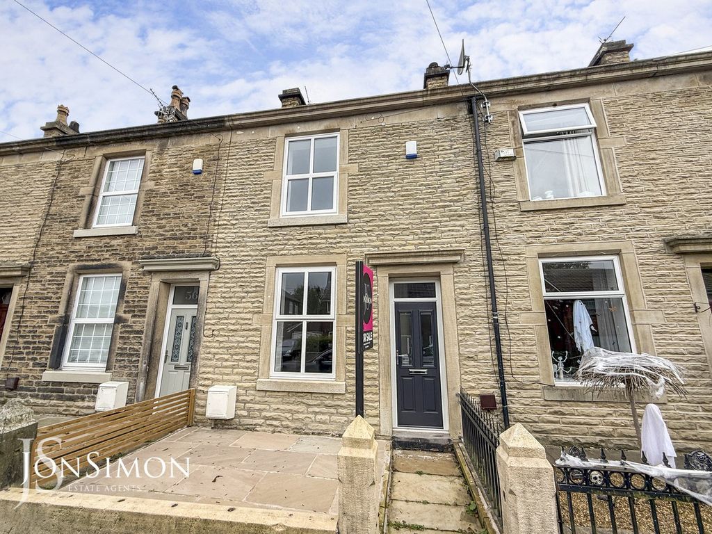 Property photo 1 of 28