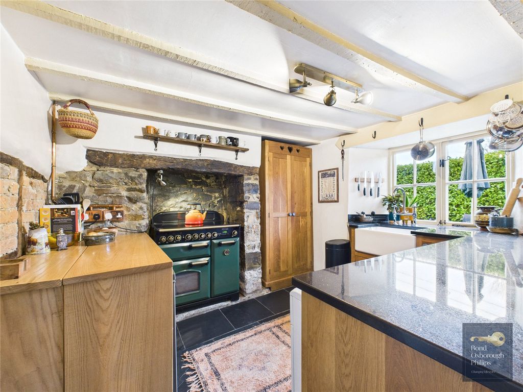 Property photo 3 of 23 Picture No. 50