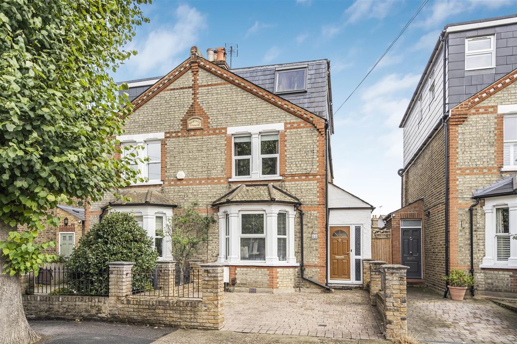 Property photo 1 of 17
