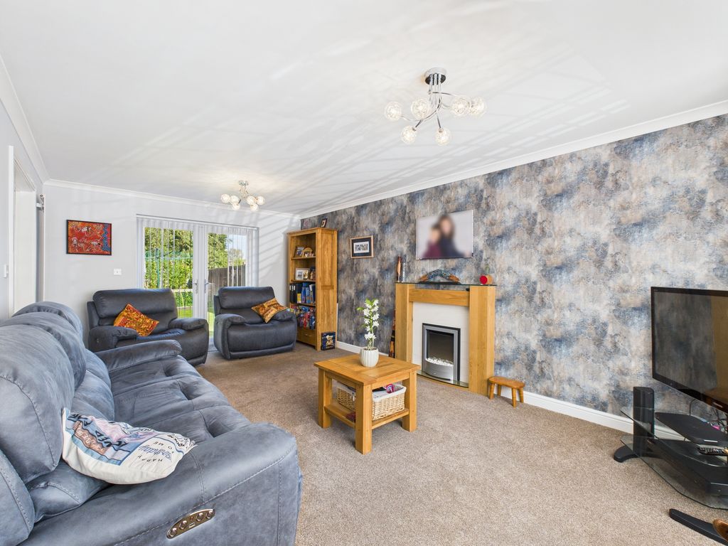 Property photo 2 of 26