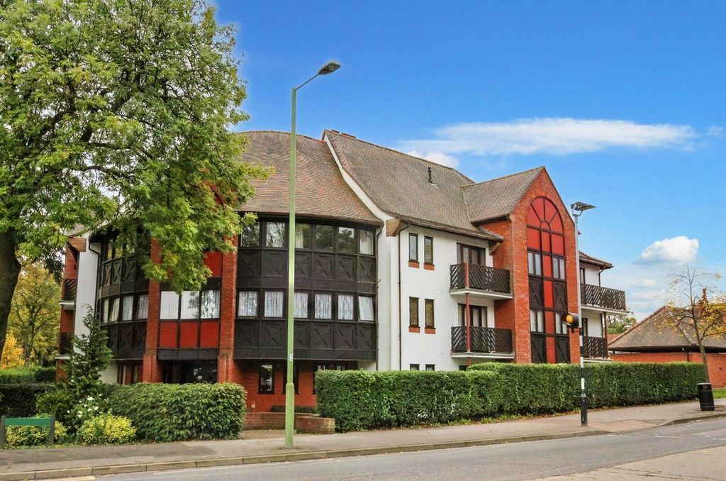 Property photo 1 of 8