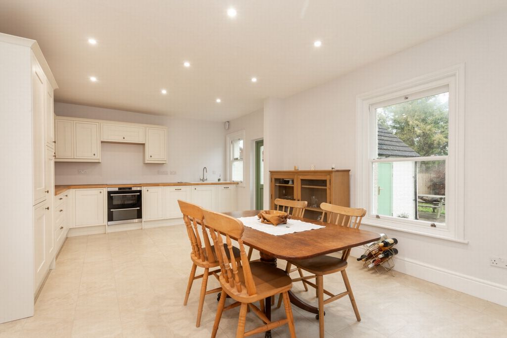 Property photo 3 of 24 Kitchen/Dining Room