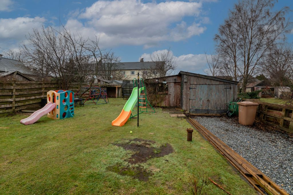 Property photo 3 of 19 Exterior Garden