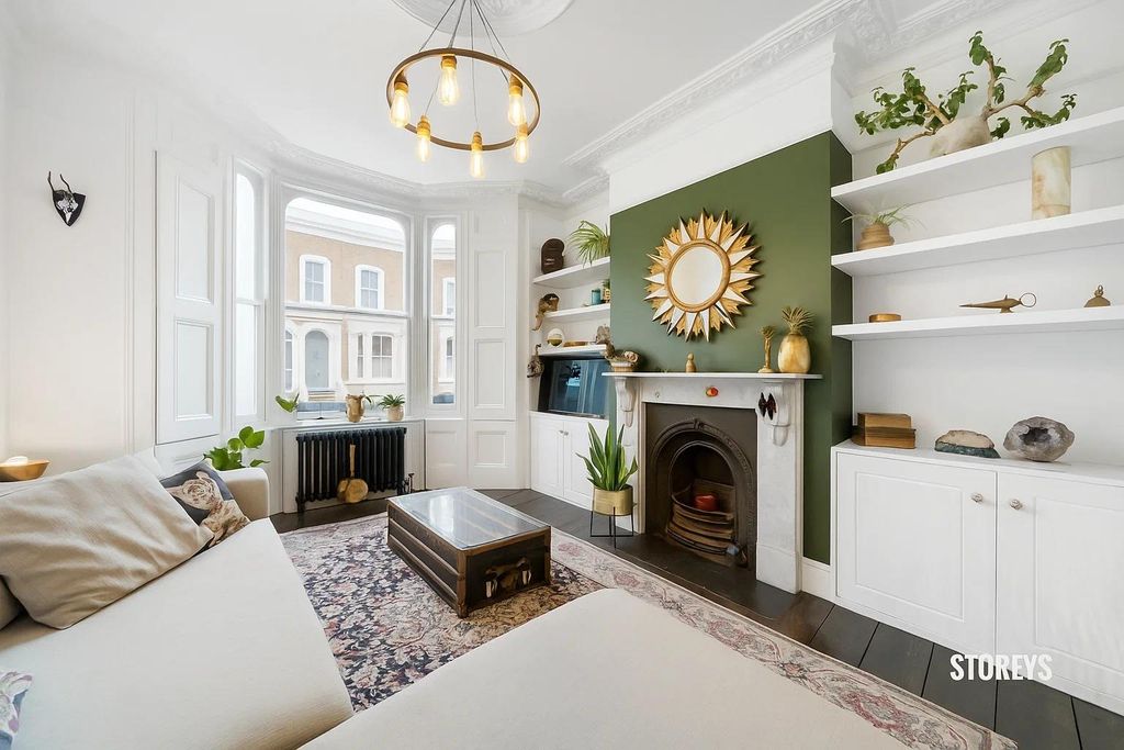 Property photo 1 of 59