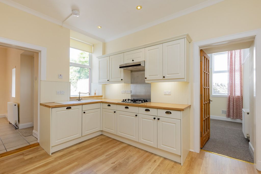 Additional image 5 of 3 bed flat for saleEccles Road, Argyll & Bute PA23